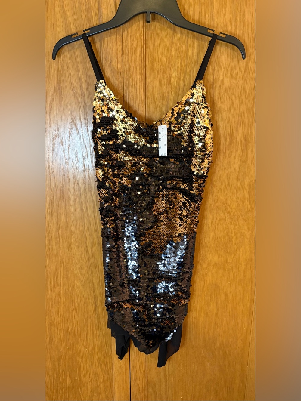 SNH Sequin Spaghetti Strap Top Black & Gold Size L NWT Y2K
